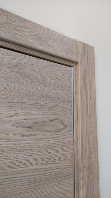 Межкомнатная дверь из Art-шпона G Дуб карамельный черное стекло Межкомнатная дверь из Art-шпона G Дуб карамельный черное стекло