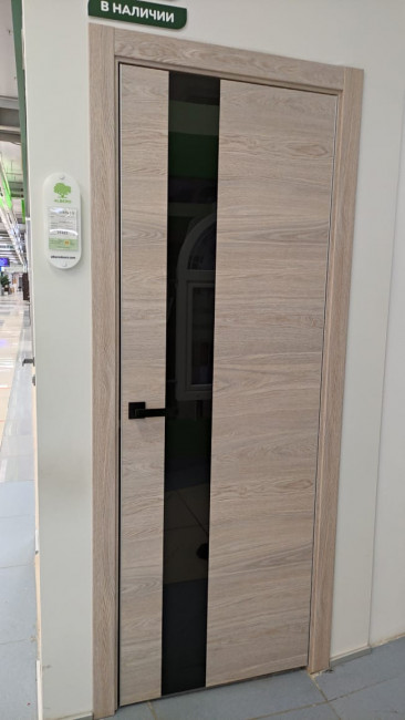 Межкомнатная дверь из Art-шпона G Дуб карамельный черное стекло Межкомнатная дверь из Art-шпона G Дуб карамельный черное стекло