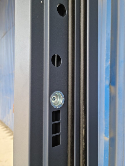 Входная дверь Термо Тундра RAL 7024