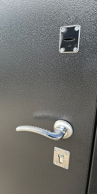 Входная дверь Форт Люкс Сосна Белая