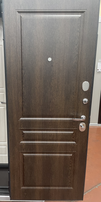 Входная дверь Bravo R Пик Dark Barnwood