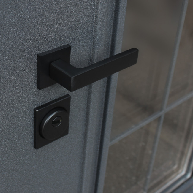 Входная дверь Термо Титаниум