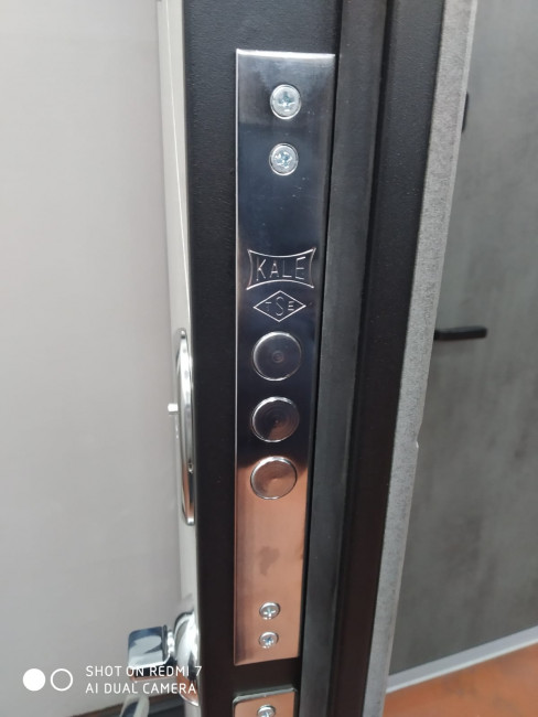 Входная дверь Bravo R Граффити-5.5 Kale Look Art Входная дверь Bravo R Граффити-5.5 Kale Look Art