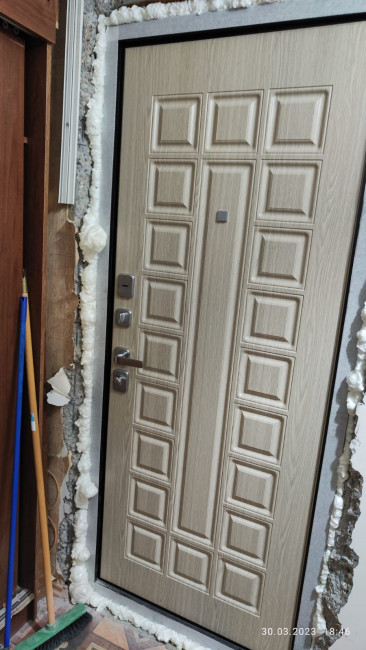 Входная дверь Спартак Беленый дуб